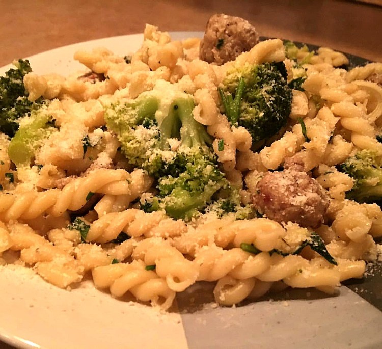 gemelli-and-broccoli-with-sausage